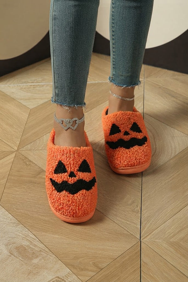 Chaussons d’Halloween à l’aspect daim et coton — vue du produit