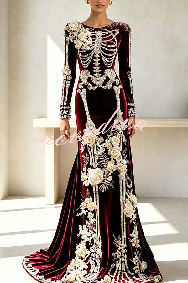 Robe longue en velours à broderies de têtes de mort — vue 2